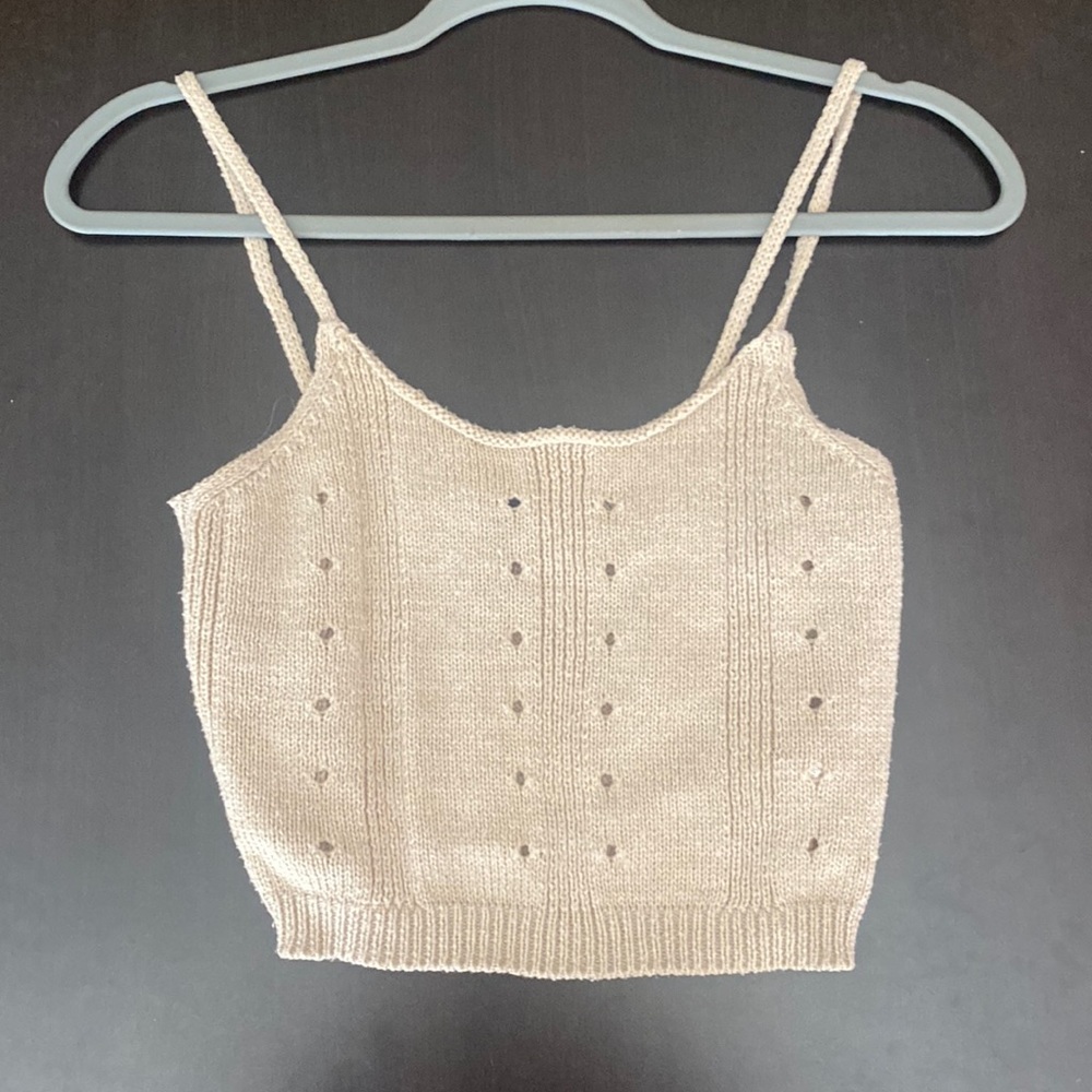 Cream knitted Forever 21 crop top in size Medium